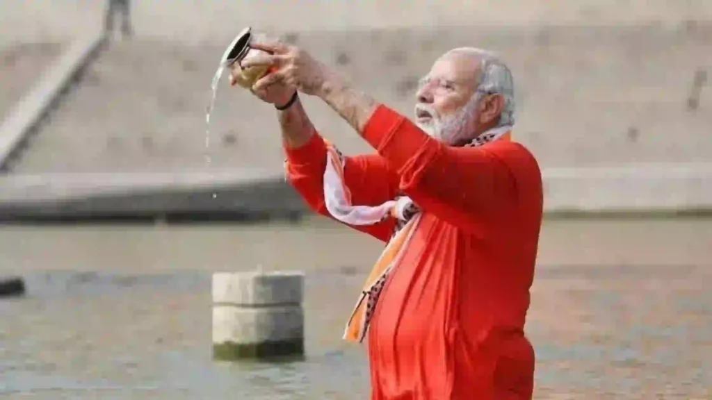 Prime Minister Narendra Modi took a holy dip at the Triveni Sangam
